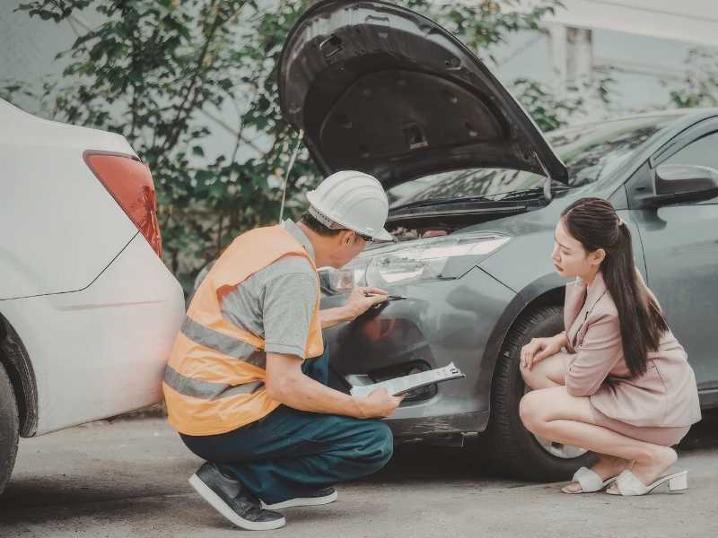 automobilski branici apsorbiraju energiju pri manjim sudarima