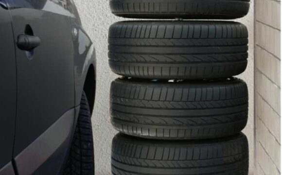 stalak za automobilske gume